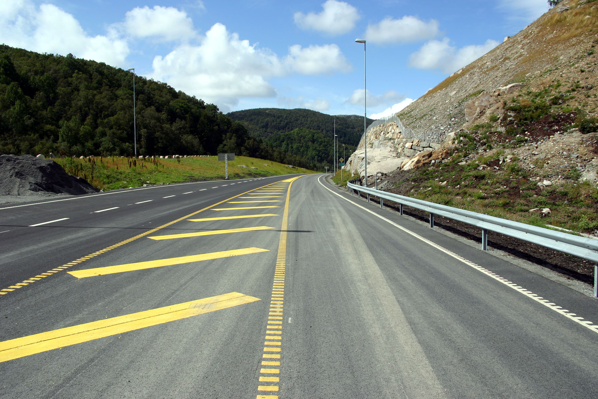 Hålandsbekken kulvert fra øst